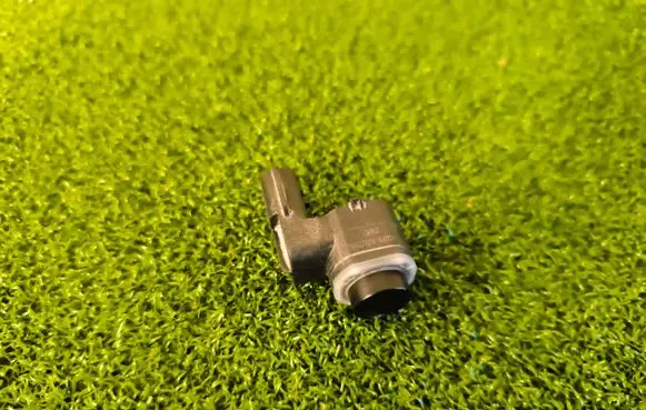 Renault Trafic III (X82) Parking PDC sensor 284426105R 303954 2302190817