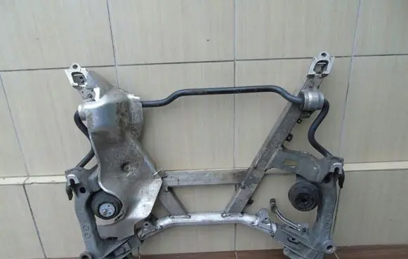 BMW 5 E39 Front subframe 1092868