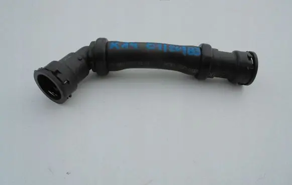 Nissan Micra K14 Engine coolant pipe/hose 1321098