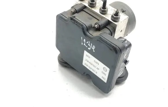 Audi A1 ABS Pump 2Q0614517AP 2Q0614517N 0262
