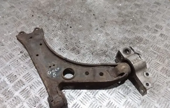 Volkswagen Golf V Front lower control arm/wishbone