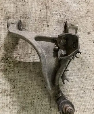 Renault Latitude (L70) Rear upper control arm/wishbone