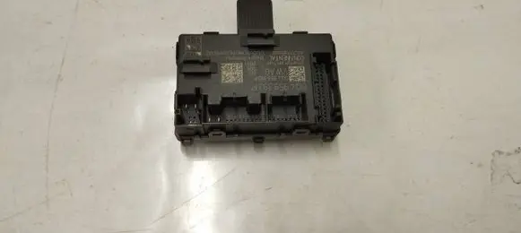 Skoda Octavia Mk4 Door control unit/module 5q4959393p