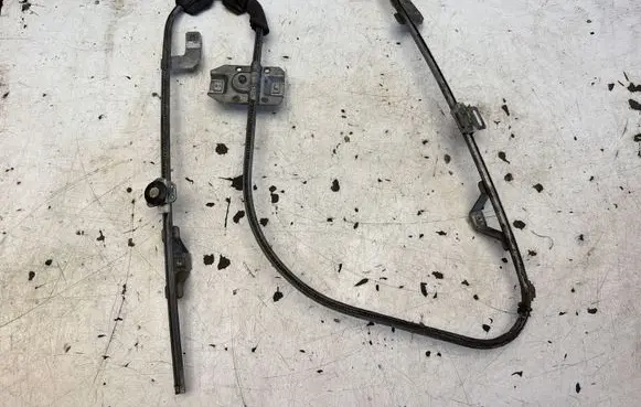 BMW 3 E30 Rear door manual window regulator 1906859