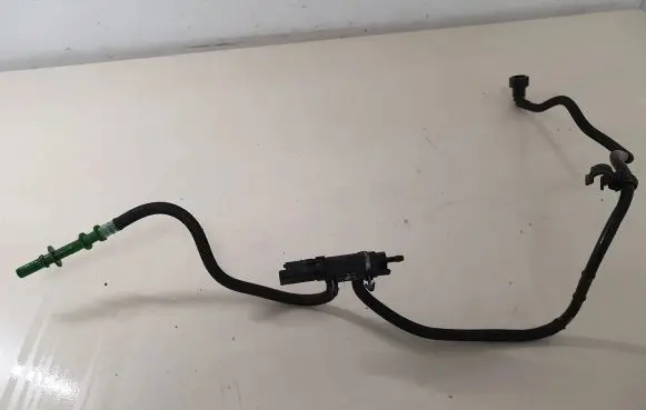 Fuel line pipe