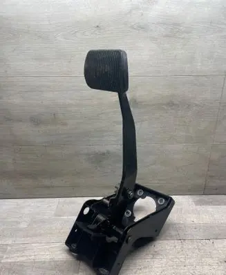 Jaguar XF X250 Brake pedal 8X232450 101209