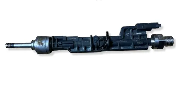 BMW 8 G16 Fuel injector 0261500485