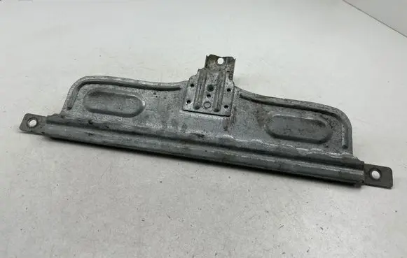 Volvo XC90 Battery bracket 8697005