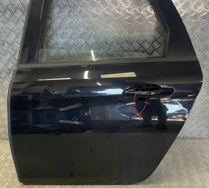 Peugeot 308 SW Front door