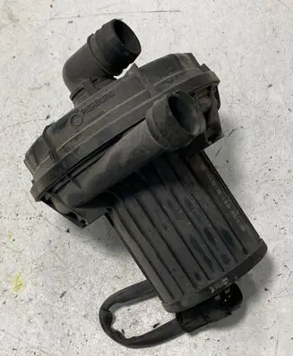BMW 5 E60 E61 Secondary air pump 72812933