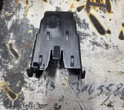 BMW 3 GT F34 Engine bonnet/hood lock/catch 7308803