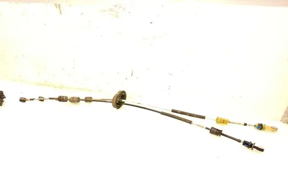 Gear shift cable linkage