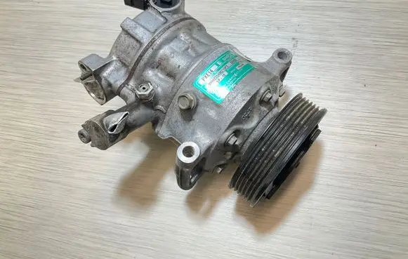 Audi Q3 8U Air conditioning (A/C) compressor (pump) PXE14 8422E 9994225490219P3