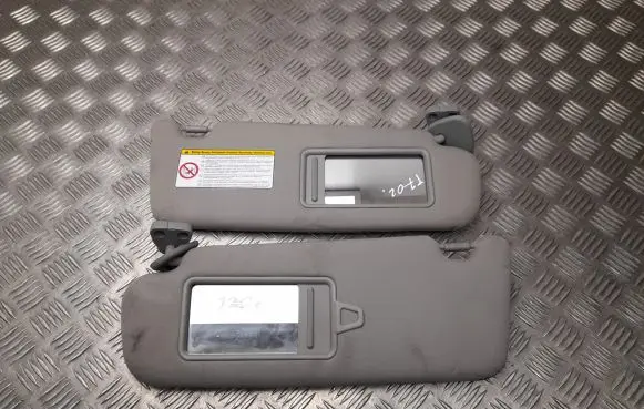 Sun visor