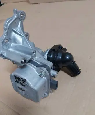 Toyota Yaris XP210 Electric auxiliary coolant/water pump YARISIVPOMPAWODY