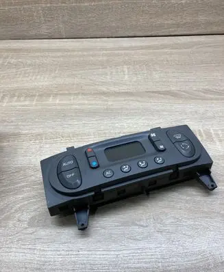 Renault Scenic I Climate control unit 7700435401 662117F