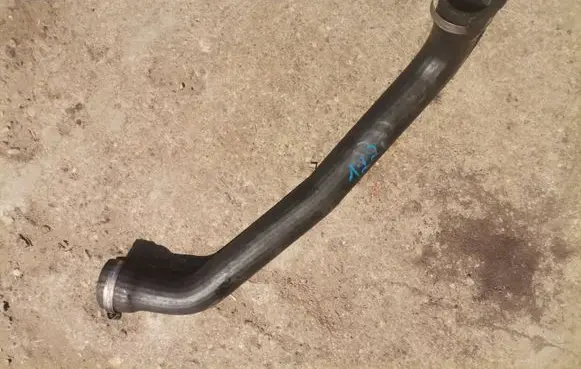 Opel Vivaro Intercooler hose/pipe