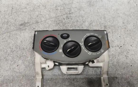 Opel Vivaro Climate control unit