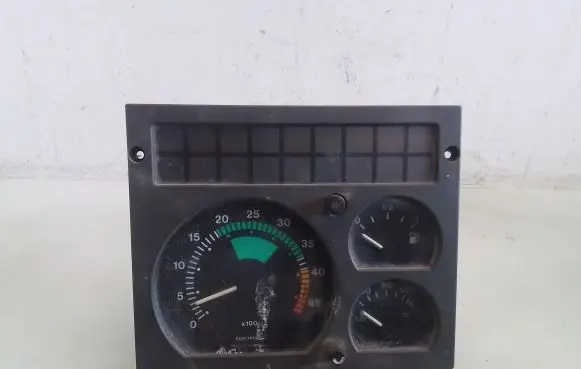 Iveco Daily 35.8 - 9 Speedometer (instrument cluster) 6035080110