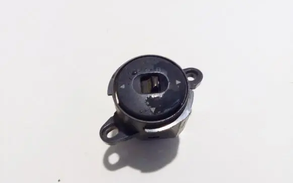 Mazda MX-3 Wing mirror switch