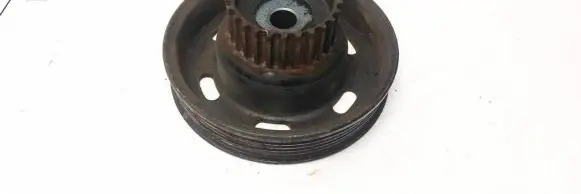 Volkswagen Golf VI Crankshaft pulley 06A105255F