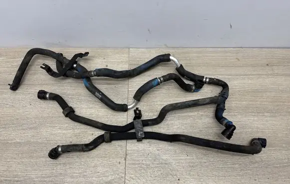 Mercedes-Benz GLE AMG (W166 - C292) Coolant pipe/hose A1665009965 A1665009775 A1655002800