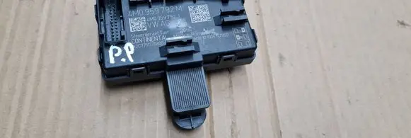 Audi A5 Door control unit/module 4M0959792M 4M0959792J A2C7711370600