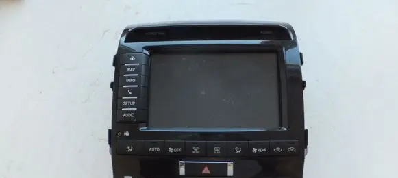Toyota Land Cruiser (J200) Screen/display/small screen 8611060110 1340008230B101