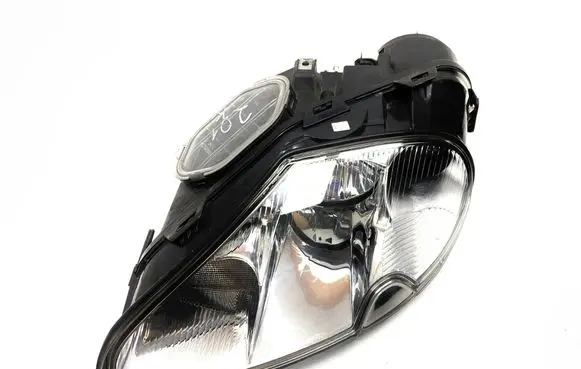 Jaguar XK8 - XKR Headlight/headlamp LJA4651AA