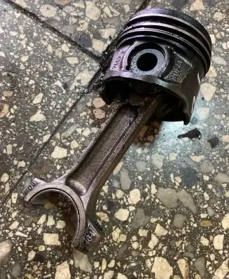 Renault Kangoo I Piston 7657X