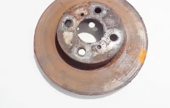 Toyota Corolla E110 Front brake disc ventiliuojamas