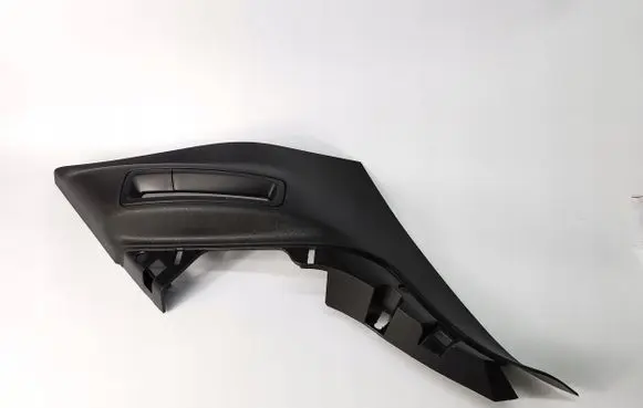 Volvo XC90 (D)pillar trim (top) 31479367