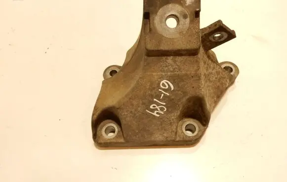 Audi A6 S6 C6 4F Engine mounting bracket 4F0199308L 61184