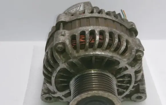 Mazda 6 Generator/alternator RF7J18300A A3TB6581