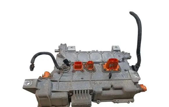 Nissan Leaf I (ZE0) Voltage converter inverter 038158 3NA