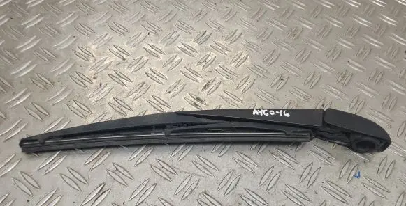 Toyota Aygo AB40 Rear wiper blade 