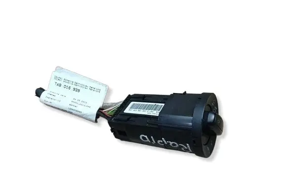 Skoda Rapid (NH) Light switch 5JA941531C 10094397