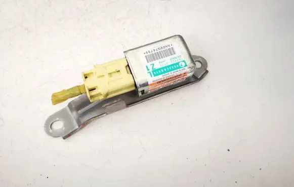 Subaru Legacy Airbag deployment crash/impact sensor 98236ag010 187900-0700