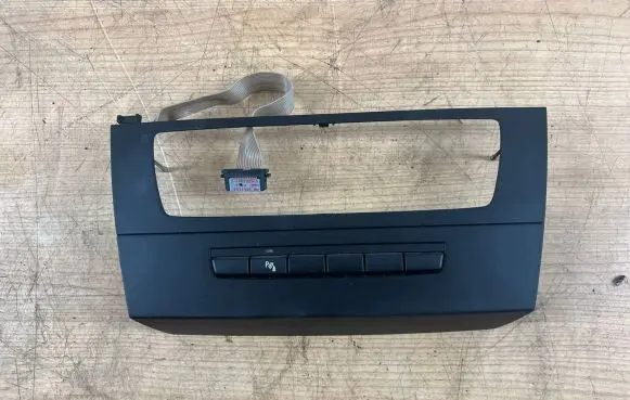 BMW 3 E90 E91 Climate control/heater control trim 108229