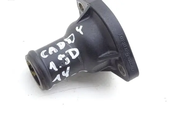 Volkswagen Caddy Engine coolant pipe/hose 026121145E