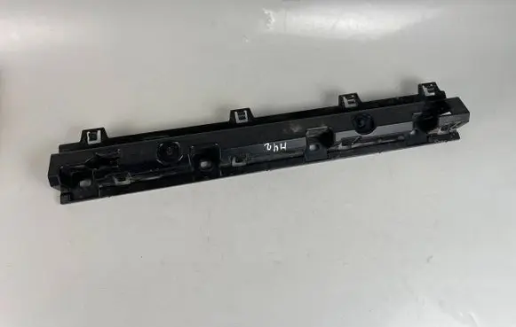 BMW i4 Sill supporting ledge 8737083