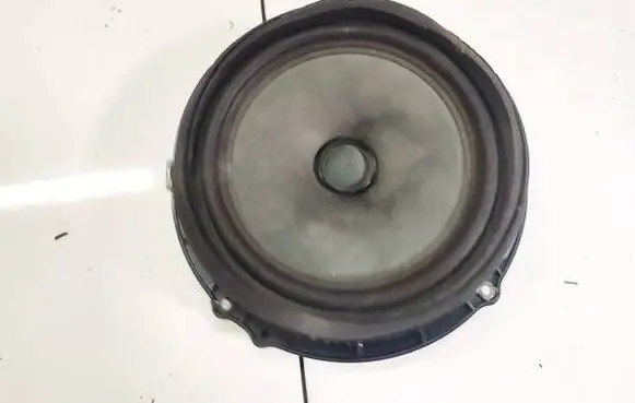KIA Ceed Front door speaker