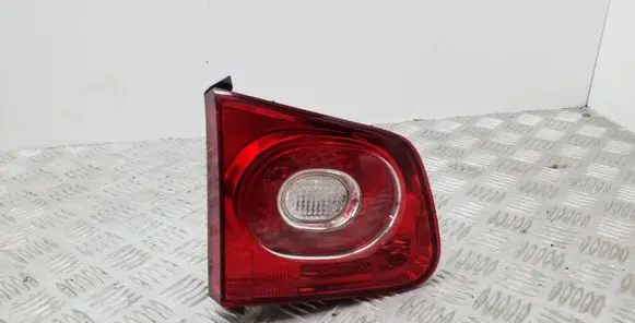 Volkswagen Tiguan Tailgate rear/tail lights 5N0945093C