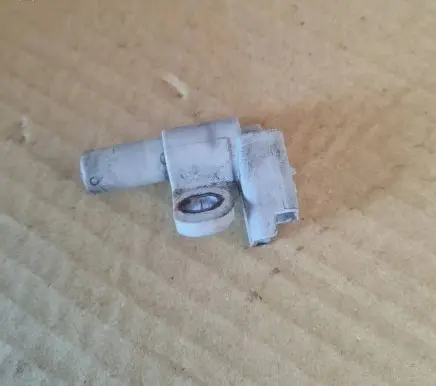 Ford Mondeo MK IV Camshaft speed sensor 9665443580