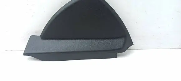 Mercedes-Benz C W204 Dashboard side end trim A2046800078 2046800078
