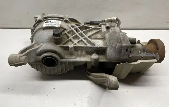 Land Rover Evoque I Rear differential GJ324N053AB