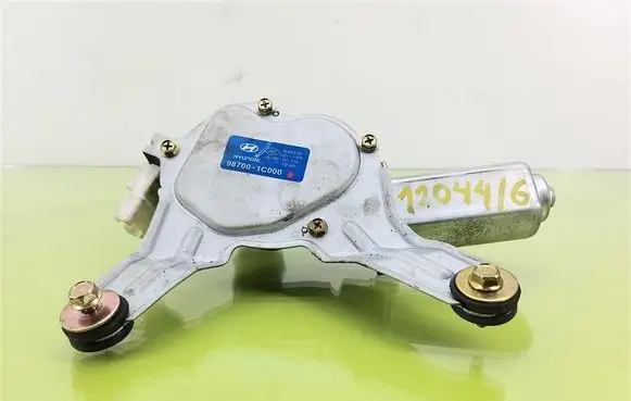 Hyundai Getz Rear window wiper motor 987001C000