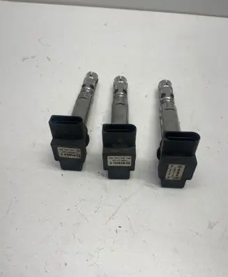 Volkswagen Fox High voltage ignition coil 0986221047