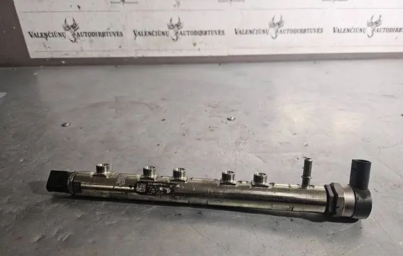 BMW 5 F10 F11 Fuel main line pipe 7809128 0445214383