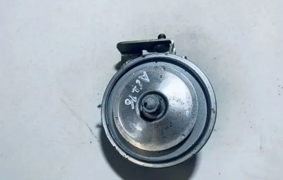 Volkswagen PASSAT B5 Horn signal